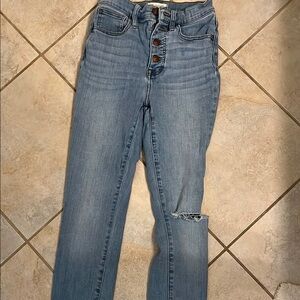 High Rise Blue Jeans with Distressed Knee